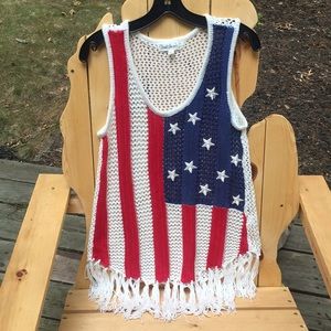 Never worn USA Cloud Chaser top